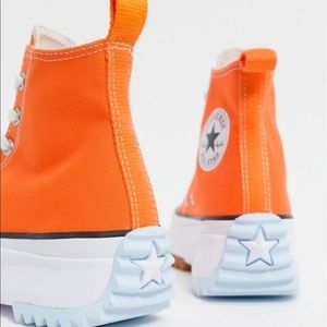 Run Star Hike “Total Orange” (Converse)